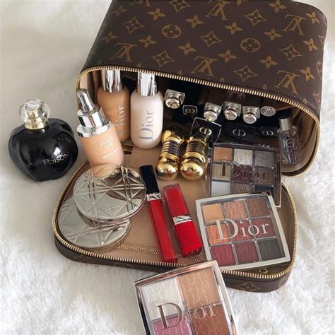 does louis vuitton sell makeup|Louis Vuitton makeup pouch.